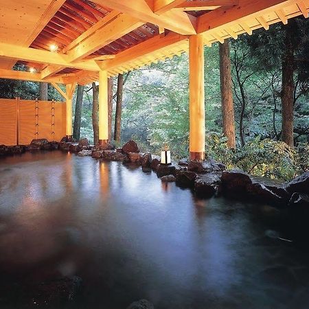 Yamanaka Onsen Shirasagiyu Tawaraya Hotel Кага Екстериор снимка